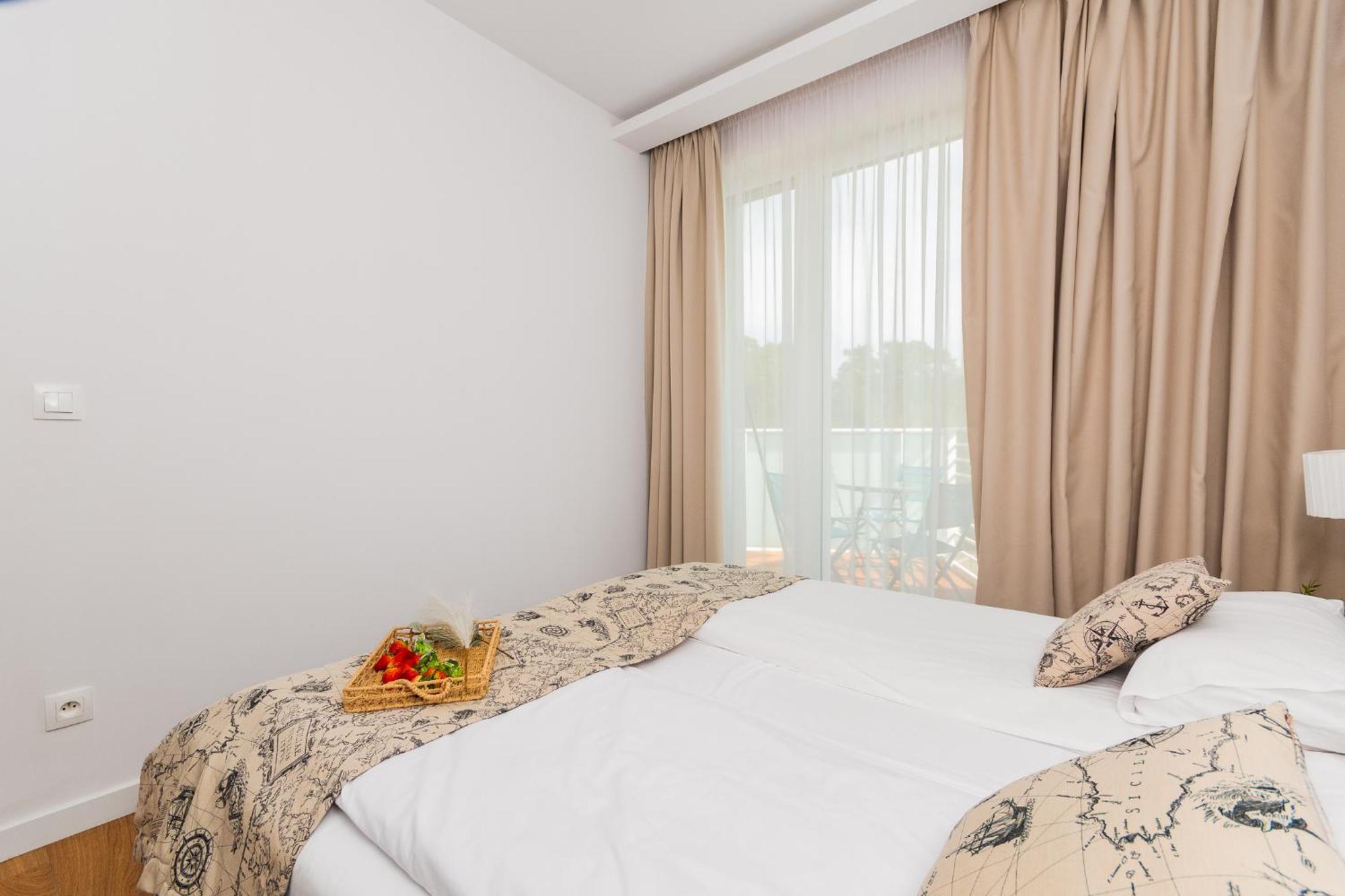 Apartamenty Mierzeja - Marina, Katy Rybackie, 100 M Od Zalewu Wislanego Esterno foto